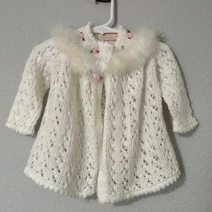 Vtg Handmade Crochet White Rosebud Sweater 2T